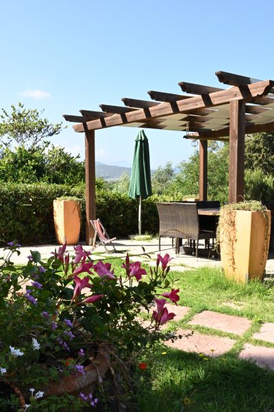 villa podere i cavalieri - giardino esterno